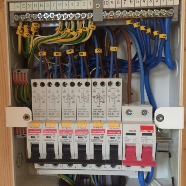 کابل کشی برق باغ